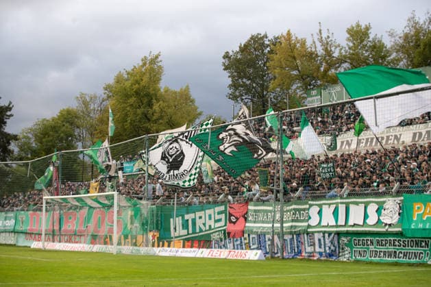 Soccer, Northeast Regional League: BSG Chemie Leipzig vs. Chemnitzer FC, September 20, 2026. Chemie Leipzig fan section with lots of flags, fans, and a great atmosphere; Norddamm soccer, Northeast Regional League, 2026–2027 season, Matchday 10: BSG Chemie Leipzig vs. Chemnitzer FC on September 20, 2026, at the Alfred Kunze Sportpark, Leipzig-Leutzsch Copyright: xBEAUTIFULxSPORTS JanxKaeferx