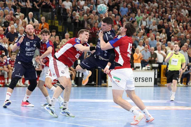 September 5, 2026, xBHAx, Handball, Opel HBL, 2026–2027 Season, 1st HBL, SG Flensburg-Handewitt vs. Handball Club Hamburg, GGW Arena: Dominik Axmann (Handball Club Hamburg 15) defends against Aymeric Minne (SG Flensburg-Handewitt 44), Jan Christian Schmidt (Handball Club Hamburg 42) on defense; Schleswig-Holstein, Germany