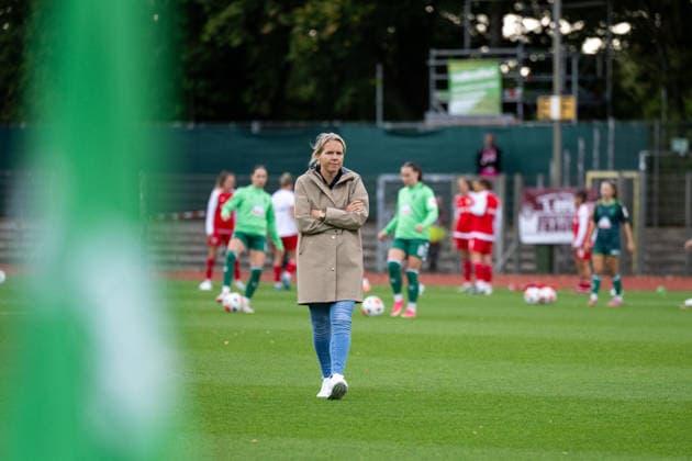 September 21, 2026, GER, Soccer, Women s, Google Pixel 1 Bundesliga, 2026–2027 Season, Matchday 4, SV Werder Bremen vs. VfB Stuttgart, Friederike Fritzy Kromp, Werder Bremen, Head Coach. DFB and DFL regulations prohibit any use of photographs as image sequences and or quasi-video. Bremen Stadium, Platz 11, Bremen, Germany Copyright: xNordphoto Memmlerx