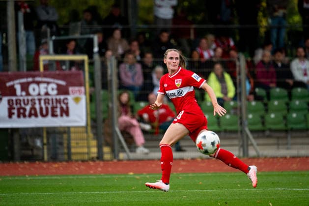 September 21, 2026, GER, Soccer, Women s, Google Pixel 1 Bundesliga, 2026–2027 Season, Matchday 4, SV Werder Bremen vs. VfB Stuttgart, Reena Wichmann (VfB Stuttgart), 28th minute. DFB and DFL regulations prohibit any use of photographs as image sequences and or quasi-video. Bremen Stadium, Field 11, Bremen, Germany Copyright: xNordphoto Memmlerx
