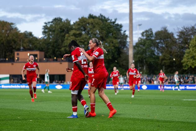 September 21, 2026, GER, Soccer, Women s, Google Pixel 1 Bundesliga, 2026–2027 Season, Matchday 4, SV Werder Bremen vs. VfB Stuttgart: Mira Arouna (VfB Stuttgart), 21, Daphina Redzepi (VfB Stuttgart), 07, and the team celebrate the goal that tied the game at 1–1. DFB and DFL regulations prohibit any use of photographs as image sequences and or quasi-video. Bremen Stadium, Platz 11, Bremen, Germany Copyright: xNordphoto Memmlerx