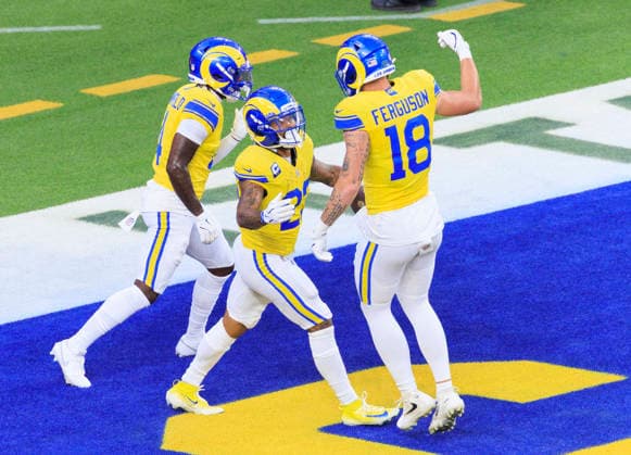September 21, 2026, Inglewood, California, USA: 23 Kyren Williams, RB of the Los Angeles Rams celebrates his touchdown during their regular NFL, American Football Herren, USA season game against the New York Giants on Monday September 21, 2026 at SoFi Stadium in Inglewood, California. Rams defeat Giants, 28-6. ARIANA RUIZ PI Rams Vs. Giants - ZUMAp124 20260921_zaa_p124_075 Copyright: xArianaxRuizx