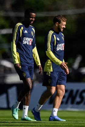 September 23, 2026: Alexander Isak and Jesper Karlström of the Swedish men’s national soccer team at a training session on September 23, 2026 in Stockholm. Photo by Jesper Zerman, BILDBYRAN, code JZ JZ0756: soccer, football, fotball, Nations League, UEFA Nations League, practice, training, Sweden, Sweden A, bbeng Copyright: JESPERxZERMAN BB260923JZ014