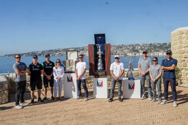 THE LOUIS VUITTON 38TH AMERICA™S CUP PRELIMINARY REGATTA, NAPLES Paul Goodison (L), Jake Pye, Nathan Outteridge, Hannah Mills, Dylan Fletcher, Harry Melges IV, Peter Burling, Margherita Porro and Quentin Delapierre (R) During the press conference, PK, Pressekonferenz to present the teams at Castel dell™Ovo on 24 September 2026. ABP19643 Copyright: xAntonioxBalascox