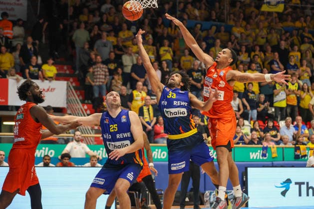 GER, Phoenix Hagen vs. Ratiopharm Ulm, Basketball, 1st Bundesliga, Matchday 2, 2026–2027 Season, September 25, 2026, Trenton Gibson, Phoenix Hagen, GER, Phoenix Hagen vs. Ratiopharm Ulm, Basketball, 1st Bundesliga, Matchday 2, 2026–2027 Season, September 25, 2026, Hagen Copyright: xEibner-Pressefoto JavadxMohammadpourx EP_JMR