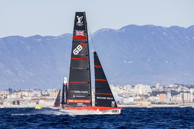 IPA88968928 - Day 1 of the Louis Vuitton 38th America s Cup Preliminary Regatta in Naples. AC40 foiling monotypes racing across the Gulf of Naples, featuring intense fleet action from all participating syndicates, including Emirates Team New Zealand, Luna Rossa Prada Pirelli, GB1, Tudor Team Alinghi, and other international teams on the official race course. During the Louis Vuitton 38th America s Cup Preliminary Regatta in Naples, a sailing race in Naples, Italy, on September 25, 2026 Copyright: xCarloxDixSanto IPAxSportx xx IPA88968928