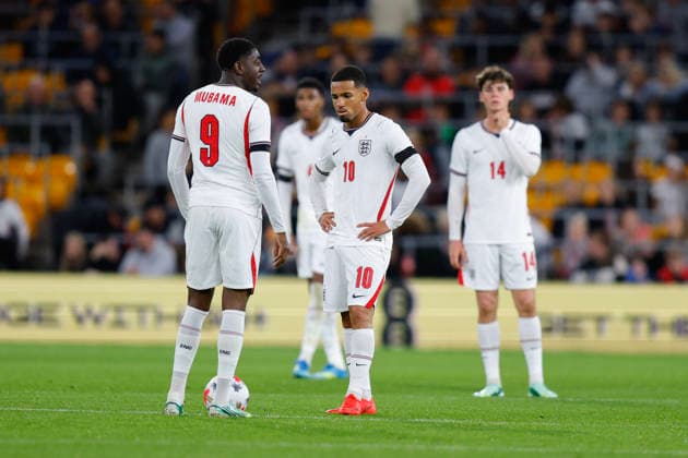 Wolverhampton, England, 25th September 2026. Dejected Divin Mubama and Ethan Nwaneri of England U21, U 21 after Saif Popov of Kazakhstan U21 scored a goal to make it 2-2 during the England U21 vs Kazakhstan U21 UEFA European Under-21 Championship Qualifier match at Molineux, Wolverhampton. Picture credit should read: James Baylis Sportimage EDITORIAL USE ONLY. No use with unauthorised audio, video, data, fixture lists, club league logos or live services. Online in-match use limited to 120 images, no video emulation. No use in betting, games or single club league player publications. 014_SPI_JB_U21_ENGLAND_KAZAKHSTAN SPI-5018-0014