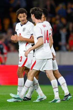 Wolverhampton, England, 25th September 2026. Max Alleyne of England U21, U 21 celebrates with his team mates after scoring a goal to make it 3-2 during the England U21 vs Kazakhstan U21 UEFA European Under-21 Championship Qualifier match at Molineux, Wolverhampton. Picture credit should read: James Baylis Sportimage EDITORIAL USE ONLY. No use with unauthorised audio, video, data, fixture lists, club league logos or live services. Online in-match use limited to 120 images, no video emulation. No use in betting, games or single club league player publications. 017_SPI_JB_U21_ENGLAND_KAZAKHSTAN SPI-5018-0017