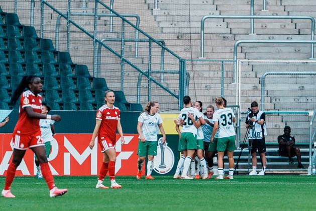 Germany, Soccer: 2026–2027 DFB Women s Cup, Round 1: Borussia Mönchengladbach vs. FC Bayern Munich at Borussia Park—cheers, goal, joy, celebration, fun, emotions; Luca Graf (Borussia Mönchengladbach, 13), disappointment; Edna Imade (Bayern Munich, 29) Copyright: xThiemoxRudolphx