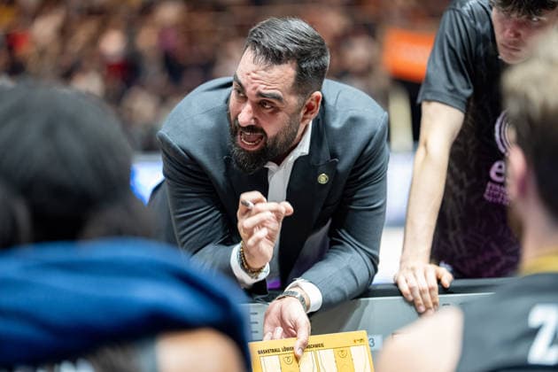 Ramon Diaz, Head Coach of the Loewen Braunschweig basketball team (GER); Loewen Braunschweig vs. Rostock Seawolves, Basketball, easyCredit BBL, Week 3, 2026-27 season, September 27, 2026 GER, Basketball: Loewen Braunschweig vs. Rostock Seawolves, Basketball, easyCredit BBL, Week 3, 2026–27 Season, September 27, 2026 Braunschweig Copyright: xEibner-Pressefoto DanielxREINELTx EP_DRT