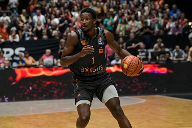 easyCredit Basketball Bundesliga, Matchday 3, Niners Chemnitz vs. Phoenix Hagen, September 27,2026, starting at 4:30 p.m., Chemnitz, Chemnitz Arena. In Photo 01: Phlandrous Fleming Jr. easyCredit Basketball Bundesliga, Matchday 3, Niners Chemnitz vs. Phoenix Hagen, Chemnitz, Saxony, Germany Copyright: xEHLxMedia MichelxKöhlerx 20262709-Niners-Chemnitz-Phoenix-Hagen_122