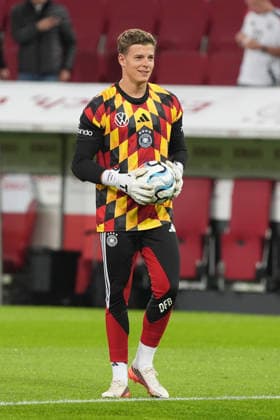 Goalie Finn Dahmen, Germany, Augsburg, September 27, 2026; Germany vs. Greece, UEFA Nations League, WWK Arena, Matchday 2