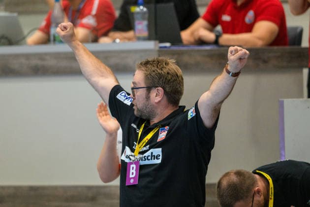 Steffen Birkner, HSG Blomberg Lippe, coach, celebrating the tying goal; GER, Thueringer HC vs. HSG Blomberg Lippe, handball, DHB Cup, 2026–2027 season, 2nd round, Wednesday, 7:00 p.m., September 30, 2026 GER, Thuringer HC vs. HSG Blomberg Lippe, Handball, DHB Cup, 2026–2027 season, Round 2, Wednesday, 7:00 p.m., September 30, 2026, Bad Langensalza Copyright: xMartinxHerbstx