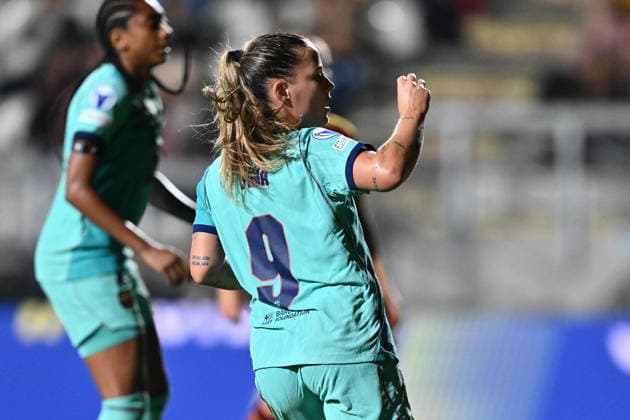 IPA89151549 - Claudia Pina of F.C. Barcelona celebrates after scoring the goal that made the score 0-3 during Matchday 2 of the 2026 27 UEFA Women s Champions League group stage, a soccer match between A.S. Roma and F.C. Barcelona at Tre Fontane Stadium on September 30, 2026, in Rome, Italy. Copyright: xDomenicoxCippitelli IPAxSportx xx IPA89151549