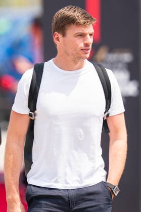FORMULA 1 BAHRAIN GRAND PRIX IN MALAYSIA 2026 Max Verstappen (NED) 3 Red Bull Racing arriving during the Formula 1 Gulf Air Bahrain Grand Prix in Malaysia 2026, Round 16 of the 2026 Formula 1 World Championship, WM, Weltmeisterschaft from 2nd - 4th October 2026 at Sepang International Circuit, Sepang, Malaysia. Credit: Robbie Hoad Every Second Media Editorial use only. All images are copyright Every Second Media Limited. No images may be reproduced without prior permission. Copyright: xIMAGO EveryxSecondxMediax ESM-2195-0073 RobbiexHoadx xEveryxSecondxMediax