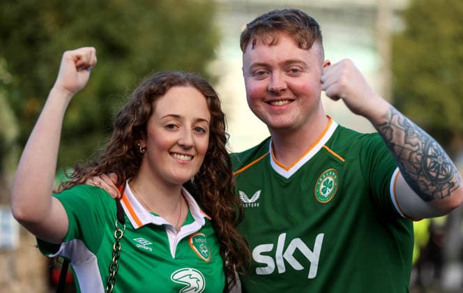 UEFA Nations League Group Stage, Aviva Stadium, Dublin 1 10 2026 Republic of Ireland vs Austria Ireland fans Geri-Anna McNamee and Colin Scanlon from Galway Geri-Anna McNamee and Colin Scanlon 1 10 2026 Copyright: xx ISS_9938