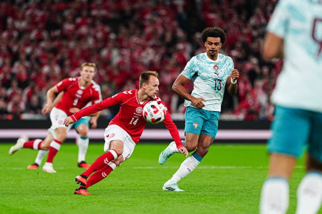Mikkel Damsgaard, Denmark, 14, Renato Veiga, Portugal, 13, DEN, Denmark vs. Portugal, Soccer, UEFA Nations League A, Group 4, Matchday 3, 2026–2027 Season, October 1, 2026, DEN, Denmark vs. Portugal, soccer, UEFA Nations League A, Group 4, Matchday 3, 2026–2027 season, October 1, 2026, Copenhagen Copyright: xEibner-Pressefoto MarcelxvonxFehrnx EP_MFN