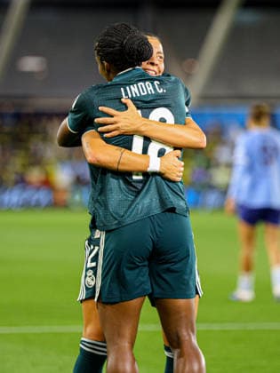 MANCHESTER, ENGLAND - October 1: Goal. Linda Caicedo of Real Madrid celebrates scoring during the UEFA Womens Champions League match between Manchester City and Real Madrid at Joie Stadium on October 1, 2026 in Manchester, England. (Photo by Natalie Mincher Sports Press Photo SPP) Copyright: xNataliexMincher SPPx Sportspressphoto_SPR243443