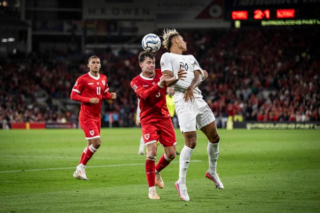 RECORD DATE NOT STATED 1st October 2026; Cardiff City Stadium, Cardiff, Wales; UEFA Nations League Football, Wales versus Norway; Antonio Nusa of Norway competes with Neco Williams of Wales for the ball GodfreyxPitt