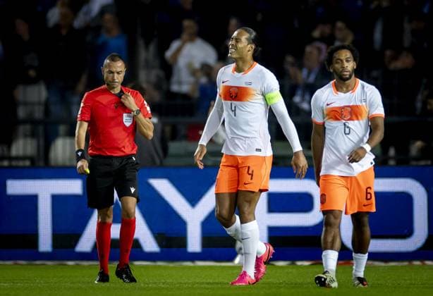THESSALONIKI - Netherlands captain Virgil van Dijk reacts after falling 1-0 behind during the UEFA Nations League match between Greece and the Netherlands at Toumba Stadium on October 1, 2026, in Greece. KOEN VAN WEEL ANP xVIxANPxSportx xxANPxIVx 571123529 originalFilename: 571123529