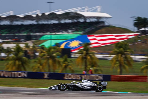 F1 - BAHRAIN GRAND PRIX IN MALAYSIA 2026 77 BOTTAS Valtteri (fin), Cadillac F1 Team MAC-26, action during the 2026 Formula 1 Bahrain Grand Prix in Malaysia, 16th round of the 2026 Formula One World Championship, WM, Weltmeisterschaft from October 2 to 4, 2026 on the Sepang International Circuit, in Sepang, Malaysia - SepangMalaysia Copyright: xANTONINxVINCENTx