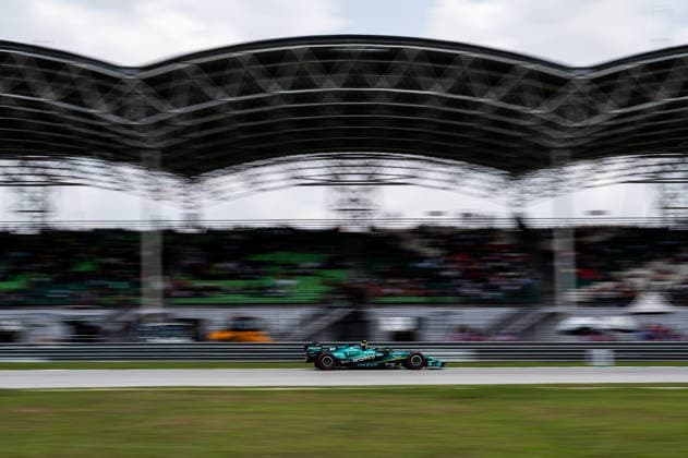 F1 - BAHRAIN GRAND PRIX IN MALAYSIA 2026 14 ALONSO Fernando (spa), Aston Martin F1 Team AMR26, action during the 2026 Formula 1 Bahrain Grand Prix in Malaysia, 16th round of the 2026 Formula One World Championship, WM, Weltmeisterschaft from October 2 to 4, 2026 on the Sepang International Circuit, in Sepang, Malaysia - SepangMalaysia Copyright: xALBERTOxVIMERCATIx