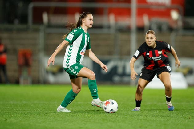 Soccer I Women s I 2026–2027 Season I Bundesliga I Bayer 04 Leverkusen vs. Werder Bremen I October 2, 2026 Lilli Purtscheller 7, Werder Bremen in possession at the Ulrich Haberland Stadium in North Rhine-Westphalia, Germany Copyright: xLobeca CedricxSiefkerx