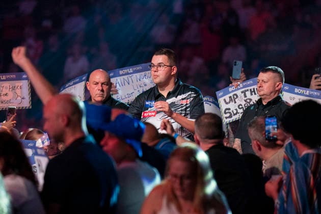 2026 BOYLE Sports World Grand Prix Gian van Veen during the 2026 Boyle Sports World Grand Prix Quarter-Finals at Mattioli Arena, Leicester, United Kingdom on 2 October 2026 Credit: Alex Young Every Second Media Editorial use only. All images are copyright Every Second Media Limited. No images may be reproduced without prior permission. Copyright: xIMAGO EveryxSecondxMediax ESM-2197-0046 AlexxYoungx xEveryxSecondxMediax