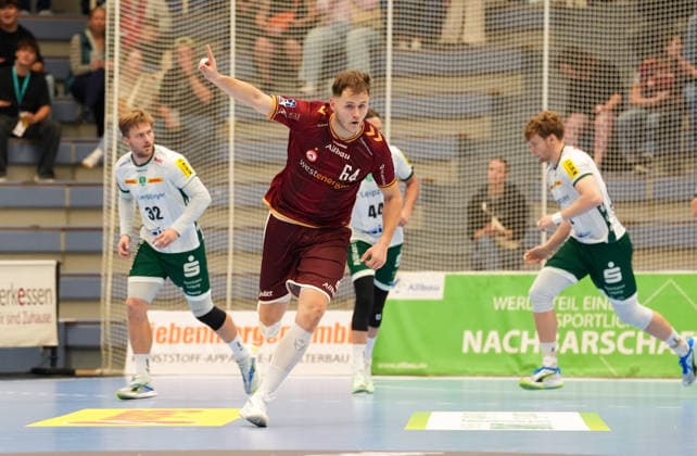 Maximilian Hejny, TuSEM Essen, 64, gesturing (GER), TuSEM Essen vs. SC DHfK Leipzig, 2nd Handball Bundesliga, Matchday 6, 2026–27 season, Sporthalle am Hallo, Essen, October 2, 2026 TuSEM Essen vs. SC DHfK Leipzig, 2nd Handball Bundesliga, Matchday 6, 2026–27 season, October 2, 2026 Essen Copyright: xEibner-Pressefoto ScottxColemanx EP_SCN