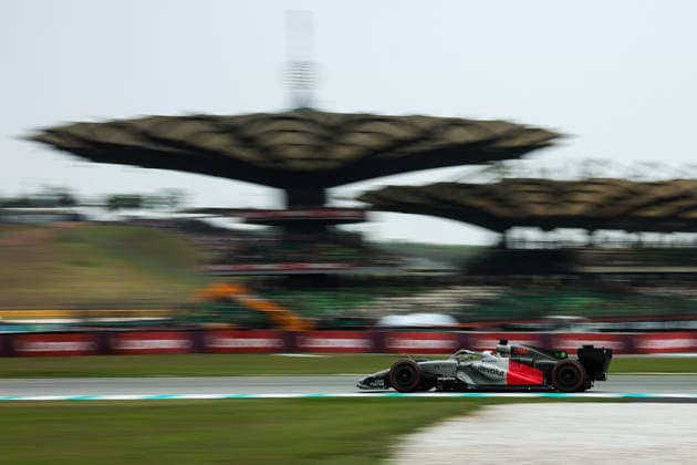 F1 - BAHRAIN GRAND PRIX IN MALAYSIA 2026 27 HULKENBERG Nico (ger), Audi F1 Team , action during the 2026 Formula 1 Bahrain Grand Prix in Malaysia, 16th round of the 2026 Formula One World Championship, WM, Weltmeisterschaft from October 2 to 4, 2026 on the Sepang International Circuit, in Sepang, Malaysia - SepangMalaysia Copyright: xEricxAlonsox