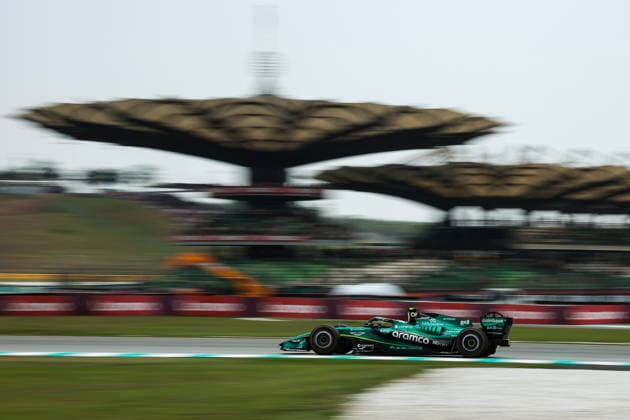 F1 - BAHRAIN GRAND PRIX IN MALAYSIA 2026 14 ALONSO Fernando (spa), Aston Martin F1 Team AMR26, action during the 2026 Formula 1 Bahrain Grand Prix in Malaysia, 16th round of the 2026 Formula One World Championship, WM, Weltmeisterschaft from October 2 to 4, 2026 on the Sepang International Circuit, in Sepang, Malaysia - SepangMalaysia Copyright: xEricxAlonsox