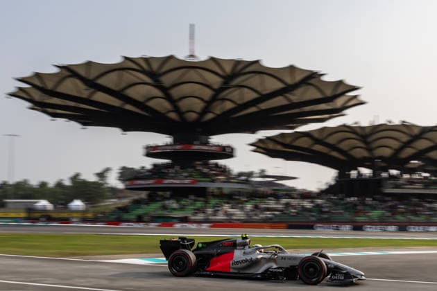 SEPANG, SGR - OCTOBER 03: Gabriel Bortoleto of Brazil and Audi Revolut F1 Team in action during the qualifying session of the Formula 1 Gulf Air Bahrain Grand Prix on October 03, 2026 held at Sepang International Circuit in Sepang, Malaysia. (Photo by Hazrin Yeob Men Shah Icon Sportswire) AUTO: OCT 03 F1 Bahrain Grand Prix in Malaysia EDITORIAL USE ONLY Icon3782610038426