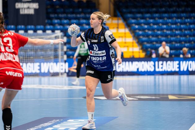 HSG Blomberg Lippe GER vs. HC Podravka CRO, Handball, EHF Champions League Women, Group Stage, October 3, 2026, 2026–2027 Season, Lemgo Maxi Muehlner HSG Blomberg Lippe, 10 during a build-up play at the Lemgo Phoenix Contact Arena, Germany