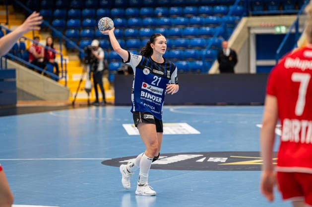 HSG Blomberg Lippe GER vs. HC Podravka CRO, Handball, EHF Champions League Women, Group Stage, October 3, 2026, 2026–2027 Season, Lemgo: Nuria Bucher of HSG Blomberg Lippe, 21, building up play at the Lemgo Phoenix Contact Arena in Germany
