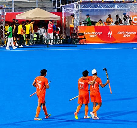 India s Men s Hockey Team Wins Gold Medal at the Asian Games 2026 Kakamigahara Japan , Oct 03 (ANI): Indian Men s Hockey team celebrates after defeating Malaysia 5-1 in the final to win the gold medal at the Asian Games 2026 in Aichi-Nagoya, in Kakamigahara on Saturday. Kakamigahara Japan Copyright: xANIx ANI_20261003273