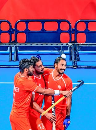 India s Men s Hockey Team Wins Gold Medal at the Asian Games 2026 Kakamigahara Japan , Oct 03 (ANI): Indian Men s Hockey captain Harmanpreet Singh celebrates with his teammates after defeating Malaysia 5-1 in the final to win the gold medal at the Asian Games 2026 in Aichi-Nagoya, in Kakamigahara on Saturday. Kakamigahara Japan Copyright: xANIx ANI_20261003318