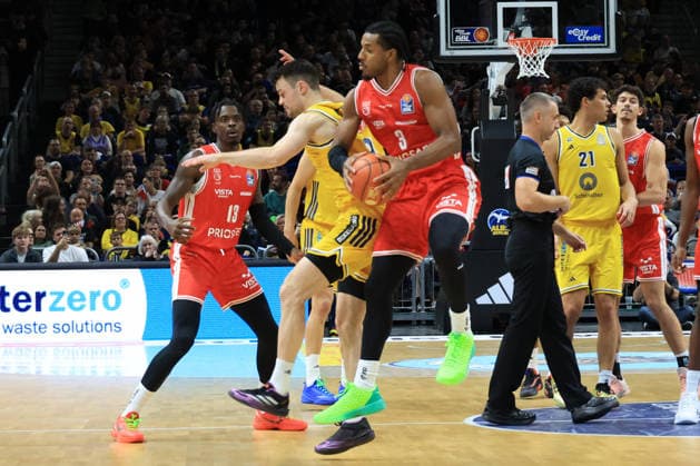 October 3, 2026, Germany, GER, DEU, Basketball, 1st Bundesliga, Day 1, 2026–2027 Season, Berlin, ALBA Berlin vs. Bamberg, JONAS MATTISSECK (ALBA Berlin 9), Jordan Wright (Bamberg 3), nordphoto GmbH, Engler Berlin, Uber Arena, Berlin, Germany Copyright: xNordphotox xEnglerx