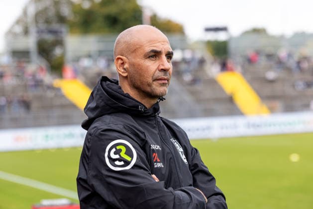 KSV Hessen Kassel vs. SSV Ulm 1846 Soccer, Regionalliga Südwest, Matchday 10, Auestadion Kassel, October 3, 2026; cropped single image, portrait: Mario Estasi, SSV Ulm 1846; soccer, Head of the Licensed Team and Scouting, KSV Hessen Kassel vs. SSV Ulm 1846; soccer, Soccer, Regionalliga Southwest, Matchday 10, Auestadion Kassel, October 3, 2026. Photo by Lucca Fundel, Kassel, Auestadion, Hesse, Germany