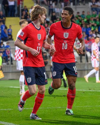 03 October 2026 - Croatia v England - UEFA Nations League - Stadion HNK - Rijeka - Croatia. Croatia v England - UEFA Nations League - Stadion HNK - Rijeka - Croatia. England s Anthony Gordon celebrates his goal with Jude Bellingham. Picture : Mark Pain RIJEKA CROATIA Copyright: xMarkxPainx