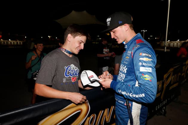 LAS VEGAS, CA - OCTOBER 03: Corey Day ( 17 Hendrick Motorsports HendrickCars.com Chevrolet) signs autographs in victory lane after winning the Focused Health 302 NASCAR, Motorsport, USA O™Reilly Auto Parts Series race on October 3, 2026, at Las Vegas Motor Speedway in Las Vegas, NV. (Photo by Jeff Speer LVMS Icon Sportswire) AUTO: OCT 03 NASCAR O™Reilly Auto Parts Series Focused Health 302 EDITORIAL USE ONLY Icon26100319024