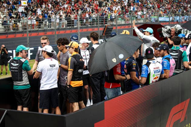 F1 - BAHRAIN GRAND PRIX IN MALAYSIA 2026 drivers parade spectators, fans during the 2026 Formula 1 Bahrain Grand Prix in Malaysia, 16th round of the 2026 Formula One World Championship, WM, Weltmeisterschaft from October 2 to 4, 2026 on the Sepang International Circuit, in Sepang, Malaysia - SepangMalaysia Copyright: xXavixBonillax