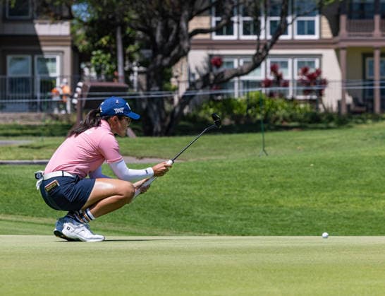 October 3, 2026, Honolulu, Hawaii, USA: AUSTON KIM studies the green at the 1st hole during Round 3 of the 2026 Lotte Championship at Hoakalei Country Club, Ewa Beach, Hawaii, USA. 2026 Lotte Championship Presented By Hoakalei - ZUMAm310 20261003_zsp_m310_004 Copyright: xElliotxMilesx