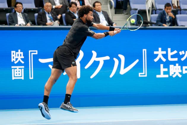 October 4, 2026, Tokyo, Japan: Arthur Fils (France) returns a shot against Valentin Vacherot (Monaco) during their quarterfinal match at the Kinoshita Group Japan Open Tennis Championships at Ariake Colosseum in Tokyo. The tournament runs from September 29 to October 6. Vacherot won 7-5, 4-6, 6-4. Tokyo Japan - ZUMAm191 20261004_aap_m191_115 Copyright: xRodrigoxReyesxMarinx
