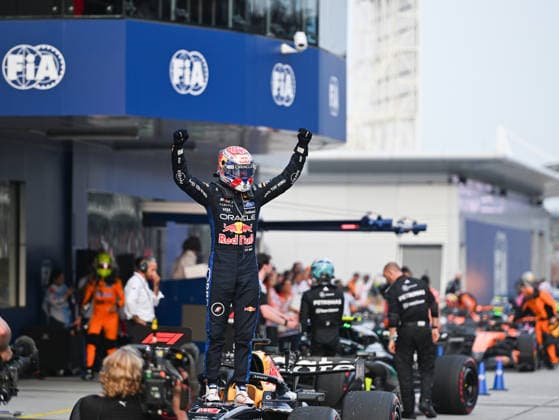 October 4, 2026, Sepang, Selangor, Malaysia: Oracle Red Bull Racing driver Max Verstappen (3) celebrates on the podium after winning the Formula 1 Gulf Air Bahrain Grand Prix in Malaysia at the PETRONAS Sepang International Circuit, in Sepang, Selangor, Malaysia. Sepang Malaysia - ZUMAk197 20261004_zsp_k197_003 Copyright: xRanjithxKumarx