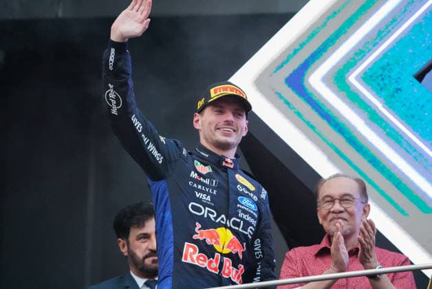 October 4, 2026, Sepang, Selangor, Malaysia: Oracle Red Bull Racing driver Max Verstappen (3) celebrates on the podium after winning the Formula 1 Gulf Air Bahrain Grand Prix in Malaysia at the PETRONAS Sepang International Circuit, in Sepang, Selangor, Malaysia. Sepang Malaysia - ZUMAk197 20261004_zsp_k197_004 Copyright: xRanjithxKumarx