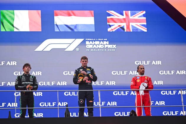 October 4, 2026, Sepang, Selangor, Malaysia: Oracle Red Bull Racing driver Max Verstappen (3), Mercedes-AMG PETRONAS F1 Team driver Kimi Antonelli (12), Scuderia Ferrari HP driver Lewis Hamilton (44) pose for a photograph after the Formula 1 Gulf Air Bahrain Grand Prix in Malaysia at the PETRONAS Sepang International Circuit, in Sepang, Selangor, Malaysia. Sepang Malaysia - ZUMAk197 20261004_zsp_k197_028 Copyright: xRanjithxKumarx