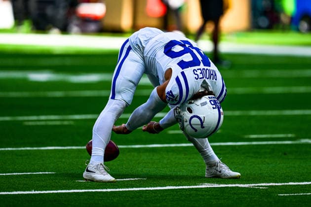 Washington Commanders v Indianapolis Colts, International Series Long snapper Luke Rhodes (46) of the Indianapolis Colts warms up during the International Series match between Washington Commanders and Indianapolis Colts at Tottenham Hotspur Stadium, London, UK on 4 October 2026. Editorial use only , Copyright: xDennisxGoodwinx PSI-24939-0621
