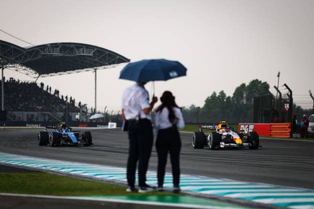 F1 - BAHRAIN GRAND PRIX IN MALAYSIA 2026 starting grid 30 LAWSON Liam (nzl), Red Bull Racing Ford RB22, action during the 2026 Formula 1 Bahrain Grand Prix in Malaysia, 16th round of the 2026 Formula One World Championship, WM, Weltmeisterschaft from October 2 to 4, 2026 on the Sepang International Circuit, in Sepang, Malaysia - SepangMalaysia Copyright: xANTONINxVINCENTx