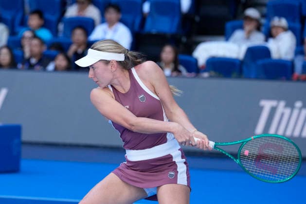 October 6, 2026, Beijing, China: Daria Snigur of Ukraine plays against Mirra Andreeva (not in view) during the Women s Singles Round 16 match on day seven of China Open at the National Tennis Center. Mirra Andreeva defeated Daria Snigur 6-2, 6-2 2026 China Open In Beijing - 06 Oct 2026 - ZUMAs197 20261006_aaa_s197_251 Copyright: xPolyxFeix