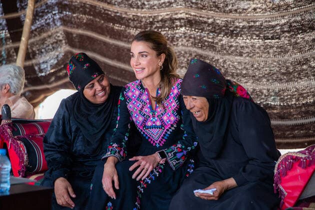 Bilder des Jahres 2021, Entertainment 03 März Entertainment Themen der Woche KW10 Entertainment Bilder des Tages 08-03-2021 Jordan Queen Rania on her social media on International Women’s Day: ‘’ Throughout this pandemic, Jordanian women have been on the frontlines: soldiers, doctors, nurses, teachers, mothers, and more... working, teaching, caring, bridging gaps, and lifting spirits. This International Women’s Day is much more than a symbolic celebration. It is a reminder that every day, women in Jordan and beyond exemplify true strength, sacrifice, and love. Copyright: xx